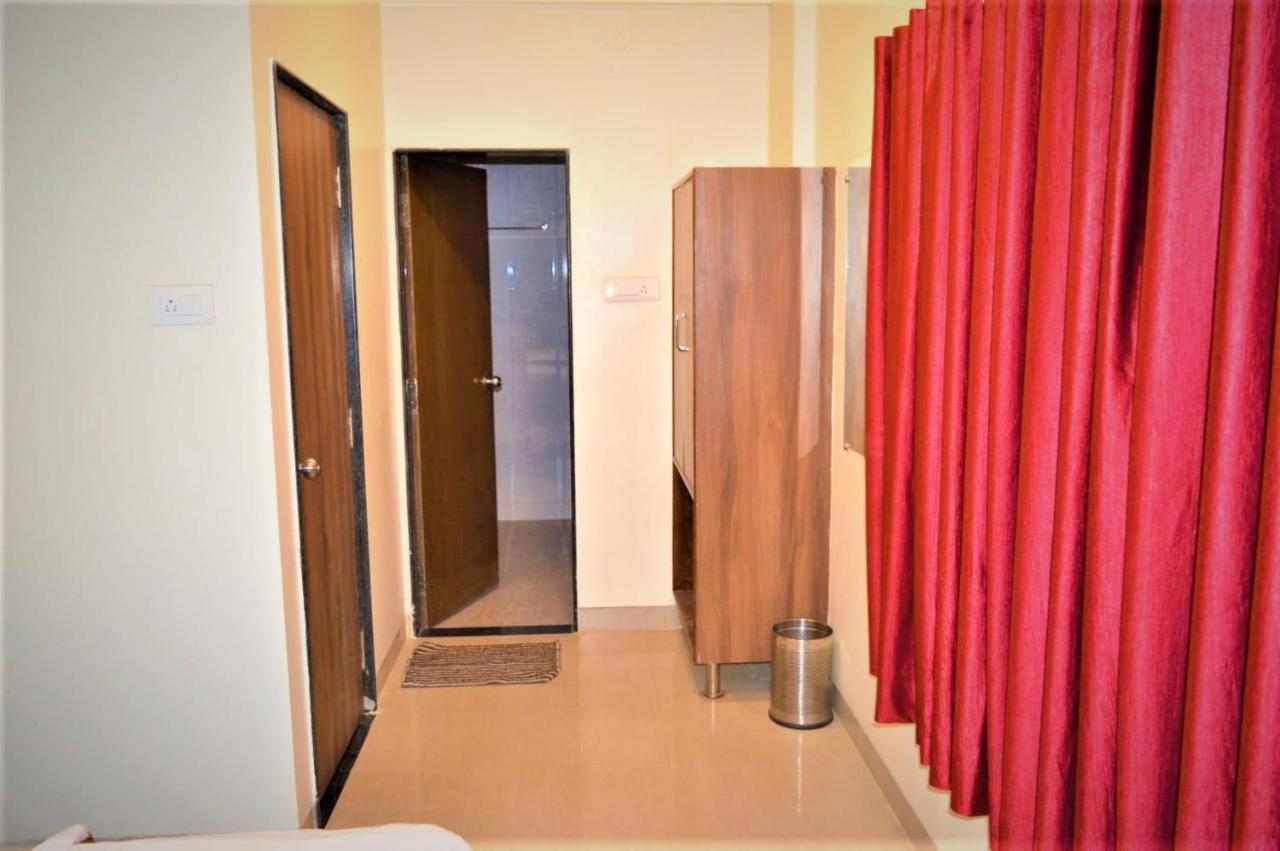 Hotel Visau,Shirdi Exterior foto