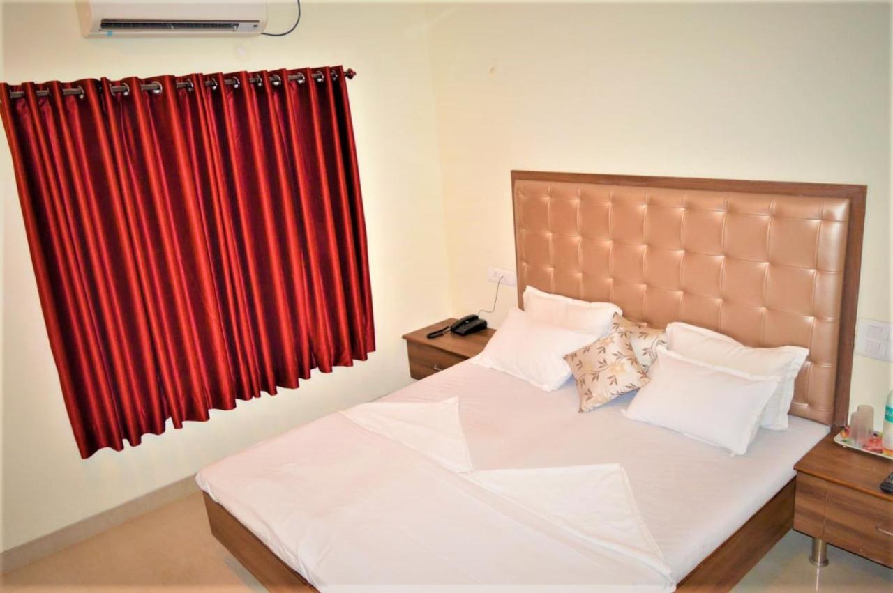 Hotel Visau,Shirdi Exterior foto